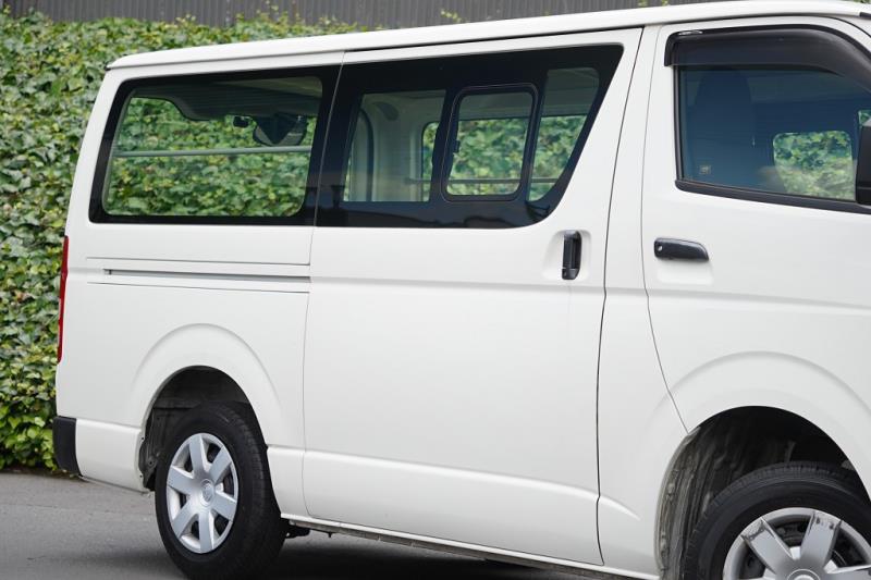 2020 Toyota Hiace ZL 5 Door
