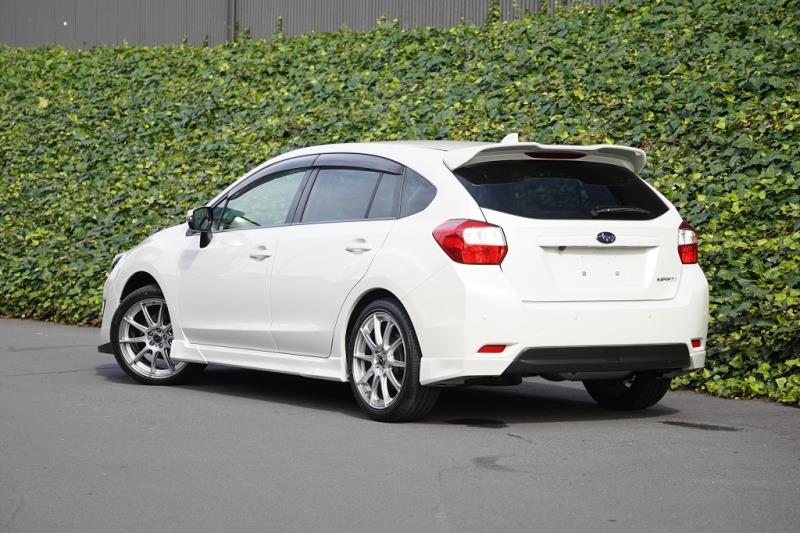 2015 Subaru Impreza Sports 2.0i-S