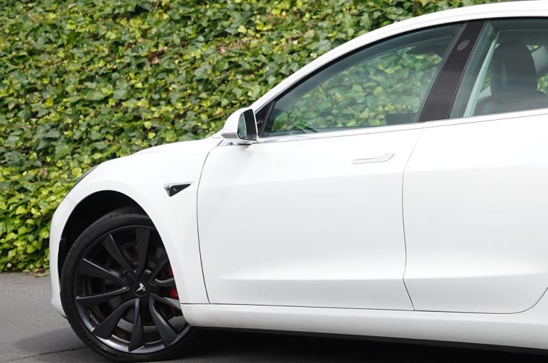 2020 Tesla Model 3 Performance