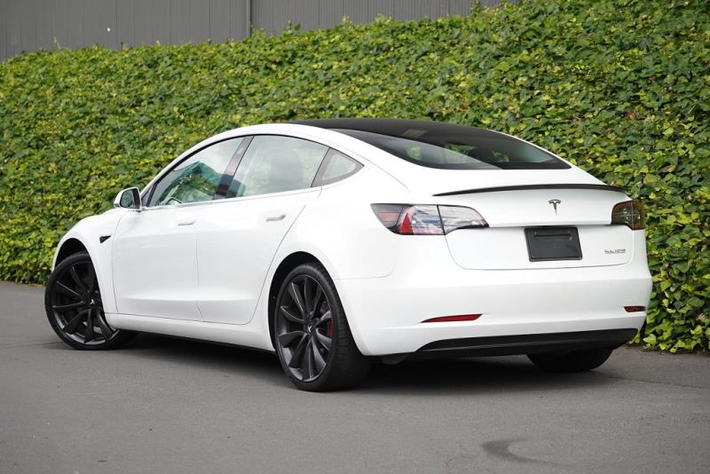 2020 Tesla Model 3 Performance