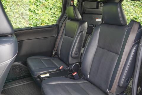 2017 Toyota Noah / Esquire / Voxy - Thumbnail