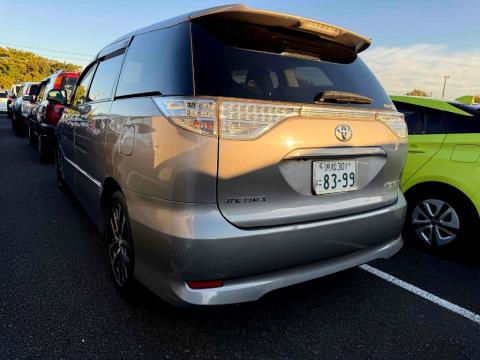 2015 Toyota Estima Aeras 8 Seater - Thumbnail