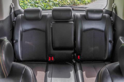 2018 Nissan Elgrand Highway Star - Thumbnail