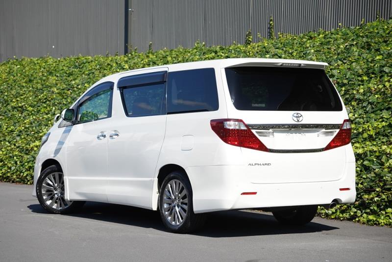 2014 Toyota Alphard / Vellfire 240S