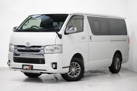 2019 Toyota Hiace Super GL - Thumbnail