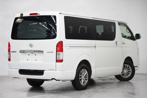 2019 Toyota Hiace Super GL - Thumbnail