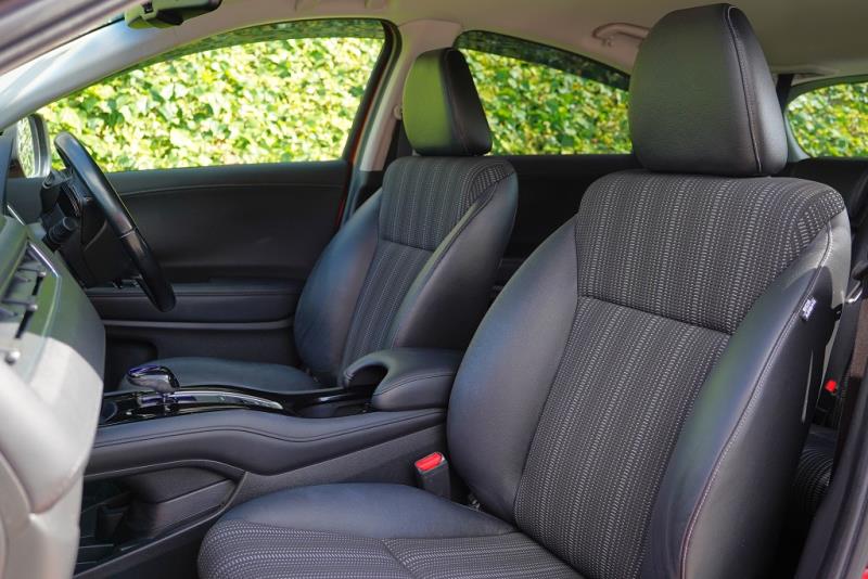 2017 Honda Vezel Z Hybrid / HR-V