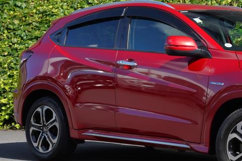 2017 Honda Vezel Z Hybrid / HR-V - Thumbnail