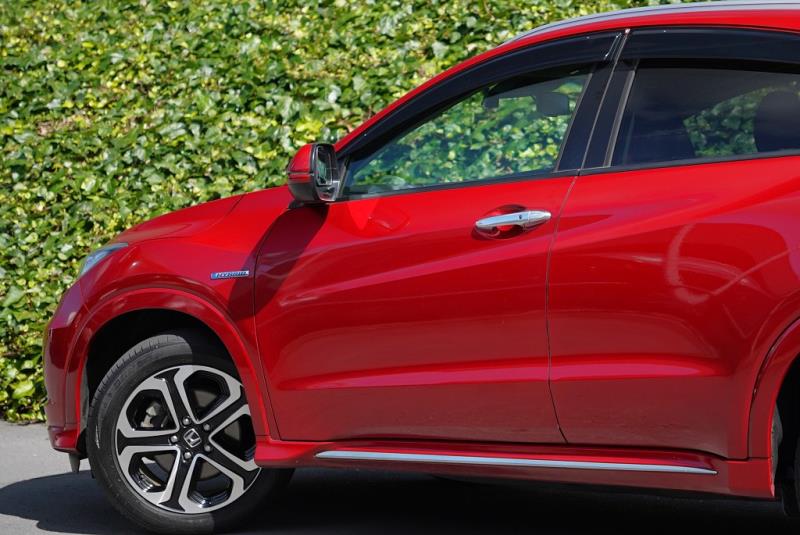 2017 Honda Vezel Z Hybrid / HR-V