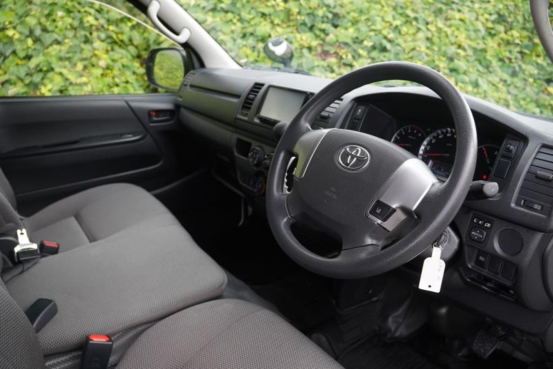 2019 Toyota Hiace GL 5 Door