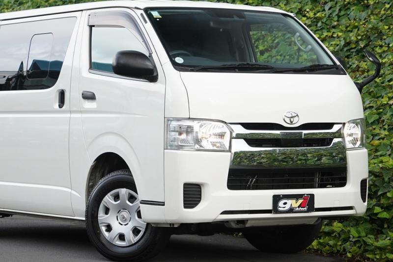 2019 Toyota Hiace GL 5 Door