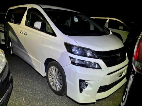 2014 Toyota Vellfire 2.4Z / Alphard - Thumbnail