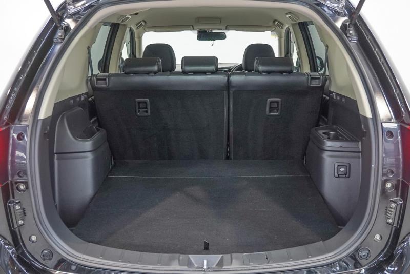 2015 Mitsubishi Outlander PHEV G