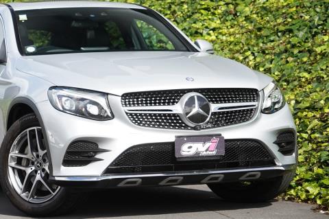 2017 Mercedes Benz GLC 220d 4Matic AMG Line - Thumbnail