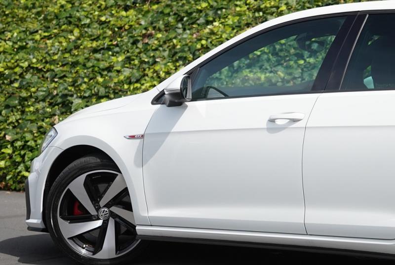 2017 Volkswagen Golf GTI Turbo Mk 7.5
