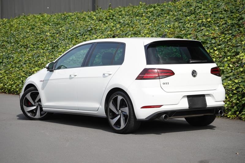 2017 Volkswagen Golf GTI Turbo Mk 7.5