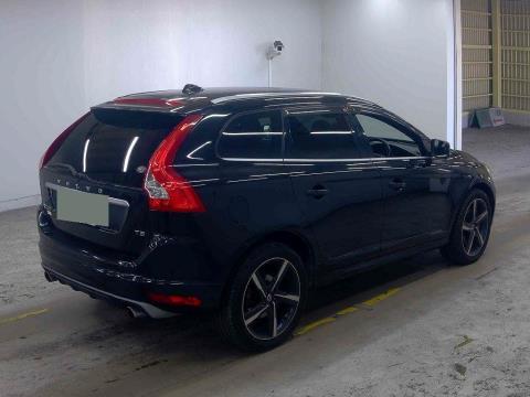 2015 Volvo XC60 T5 R Design - Thumbnail