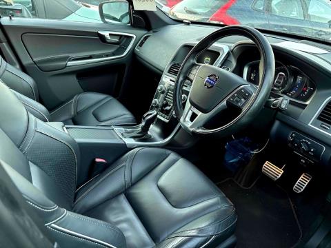 2015 Volvo XC60 T5 R Design - Thumbnail