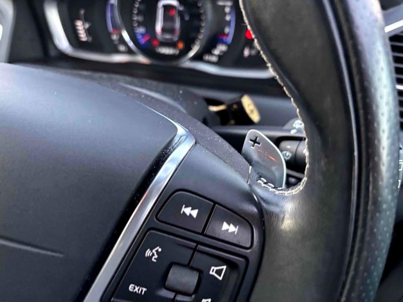 2015 Volvo XC60 T5 R Design