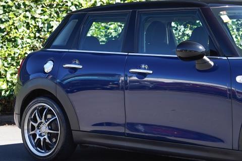 2016 Mini Cooper S - Thumbnail