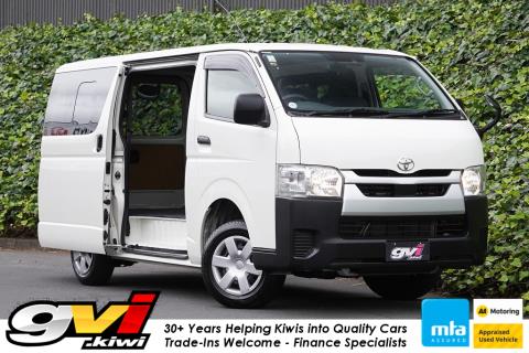 2021 Toyota Hiace ZL 5 Door - Thumbnail