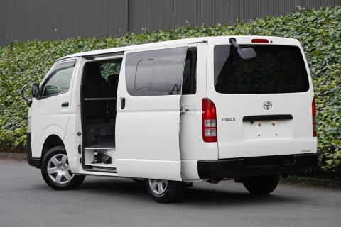 2021 Toyota Hiace ZL 5 Door - Thumbnail