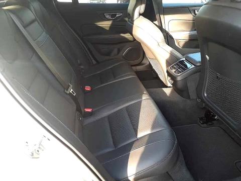 2019 Volvo V60 T5 Inscription - Thumbnail