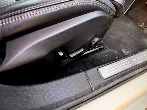 2019 Volvo V60 T5 Inscription - Thumbnail