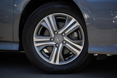 2018 Honda Step Wagon - Thumbnail