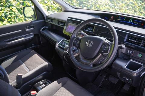 2018 Honda Step Wagon - Thumbnail