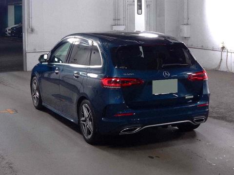 2020 Mercedes Benz B 180 AMG Line - Thumbnail