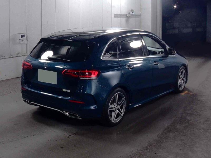 2020 Mercedes Benz B 180 AMG Line