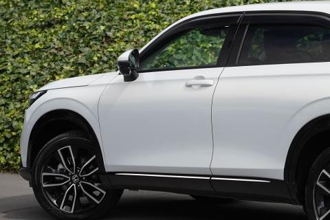 2021 Honda Vezel Z Hybrid / HR-V - Thumbnail