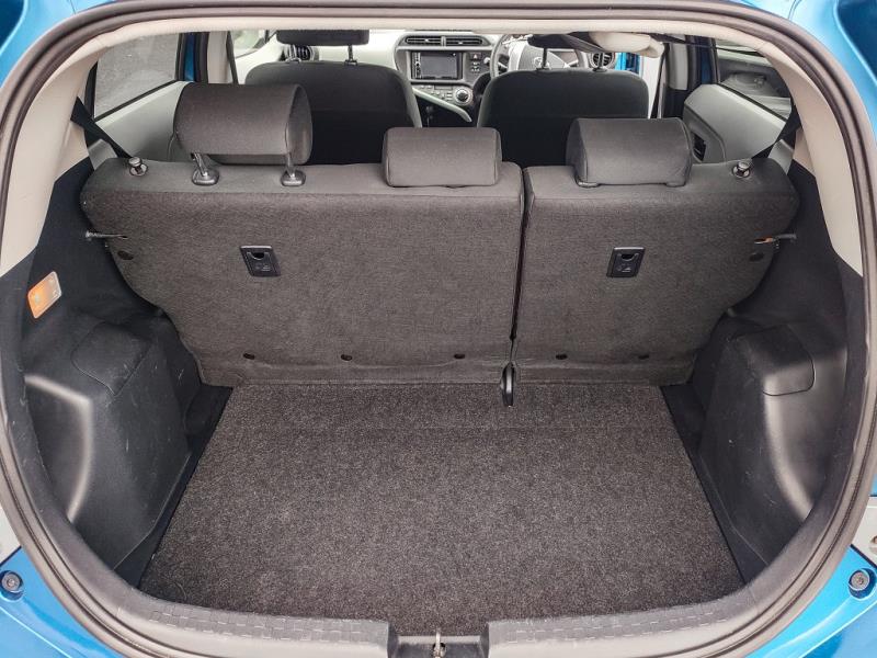 2012 Toyota Aqua Hybrid