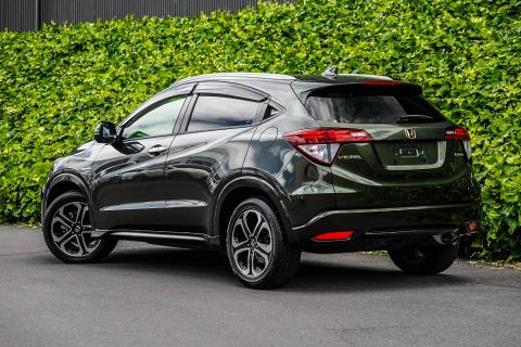 2014 Honda Vezel Z Hybrid / HR-V - Thumbnail