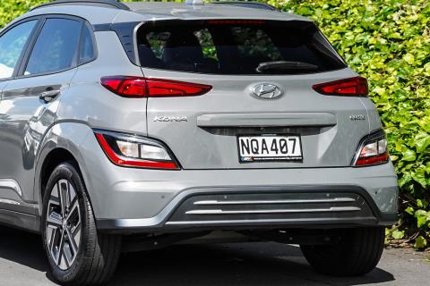 2021 Hyundai Kona EV 64kWh - Thumbnail