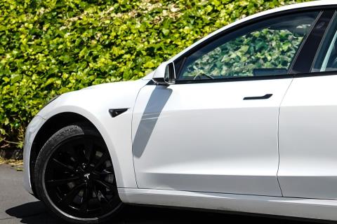 2021 Tesla Model 3 Long Range AWD - Thumbnail