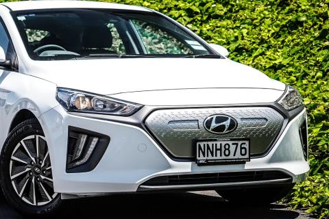 2021 Hyundai Ioniq EV 38kWh - Thumbnail