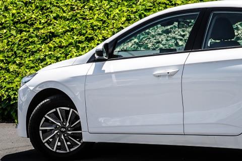 2021 Hyundai Ioniq EV 38kWh - Thumbnail