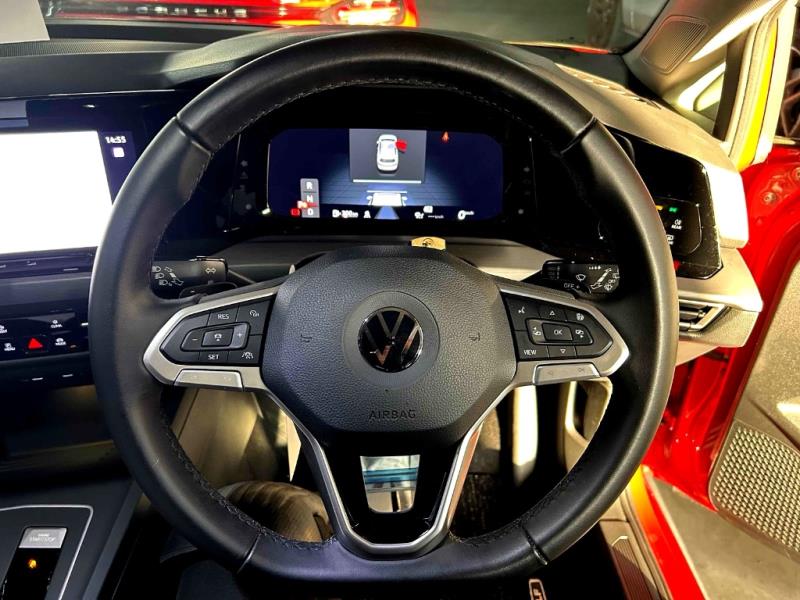 2021 Volkswagen Golf e-TSI Hybrid