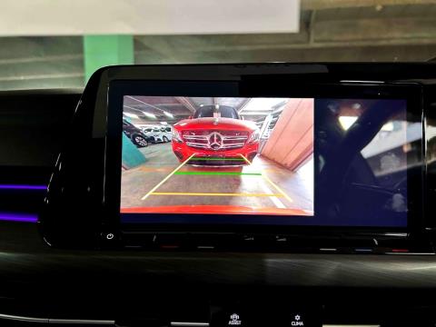 2021 Volkswagen Golf e-TSI Hybrid - Thumbnail