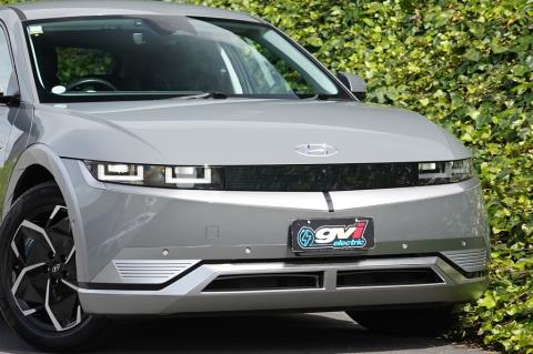 2023 Hyundai Ioniq 5 Lounge 72kWh - Thumbnail