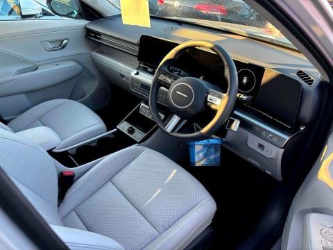 2023 Hyundai Kona EV 64kWh - Thumbnail
