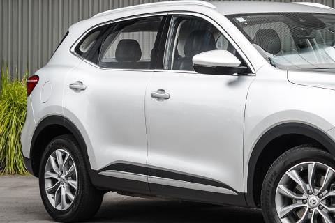 2022 MG HS PHEV - Thumbnail