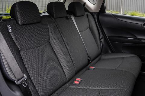 2016 Nissan Pulsar ST Hatchback - Thumbnail