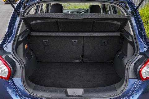 2016 Nissan Pulsar ST Hatchback - Thumbnail