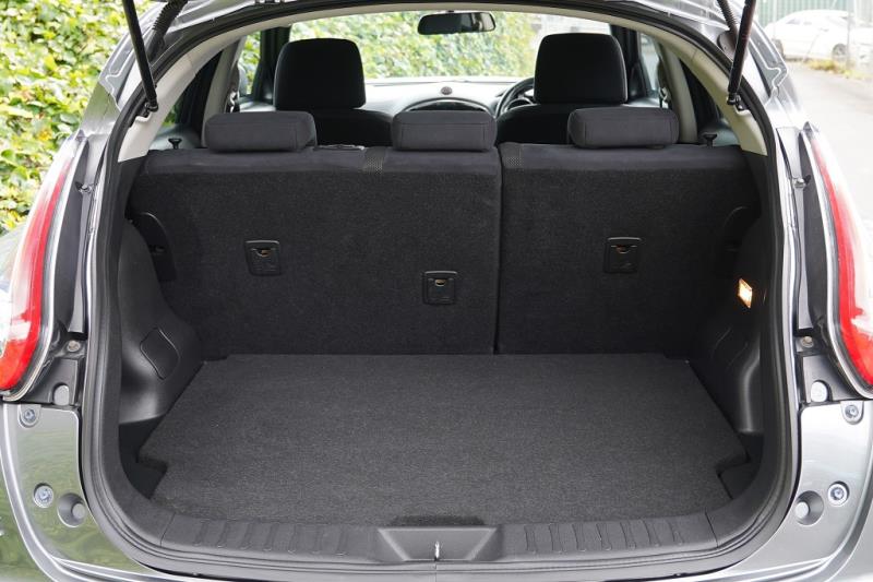 2016 Nissan Juke ST 1.6P