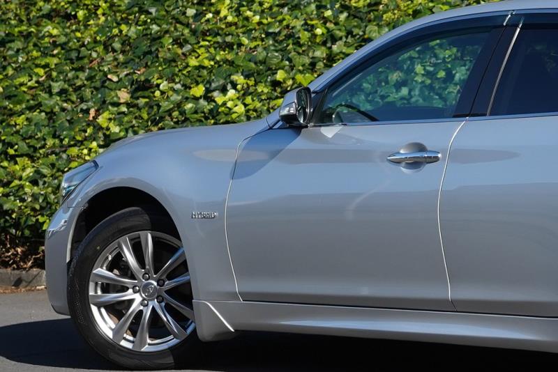 2015 Nissan Fuga Hybrid / Skyline