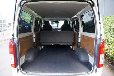 2020 Toyota Hiace GL Package - Thumbnail