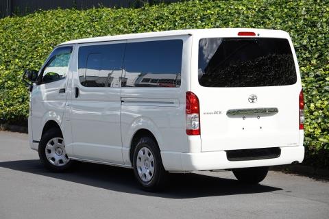 2020 Toyota Hiace GL Package - Thumbnail